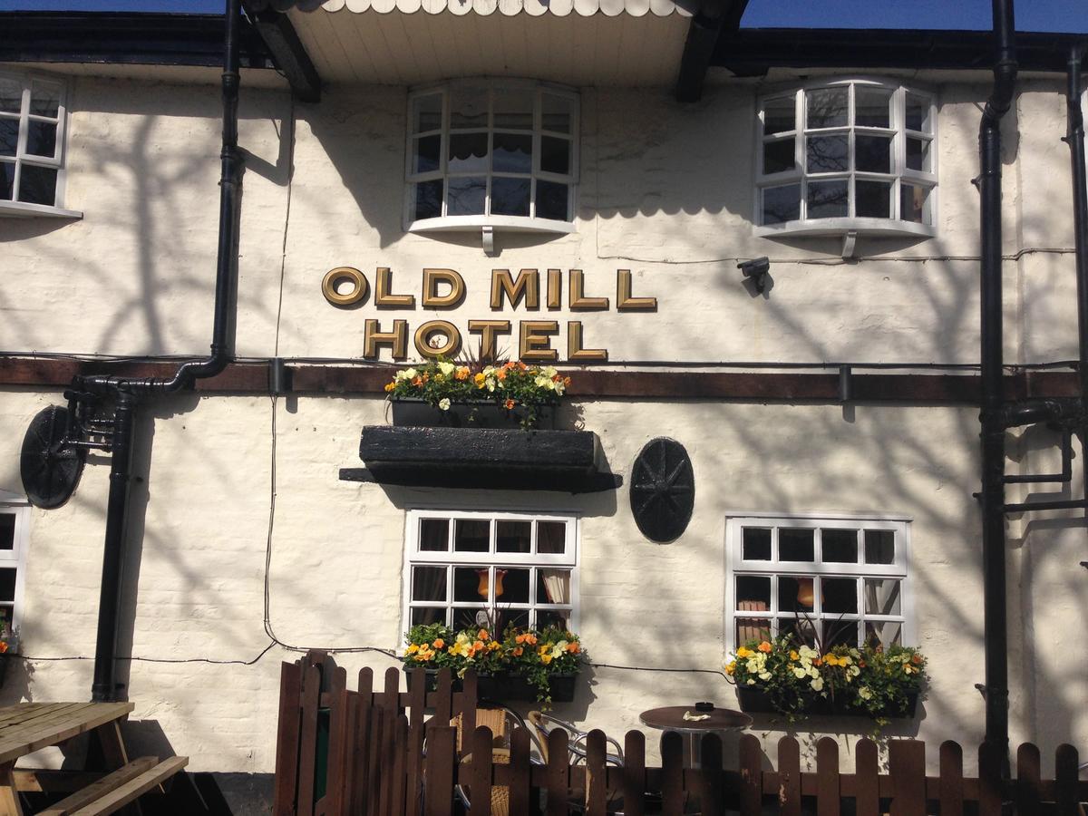 The Old Mill Hotell Alsager Exteriör bild
