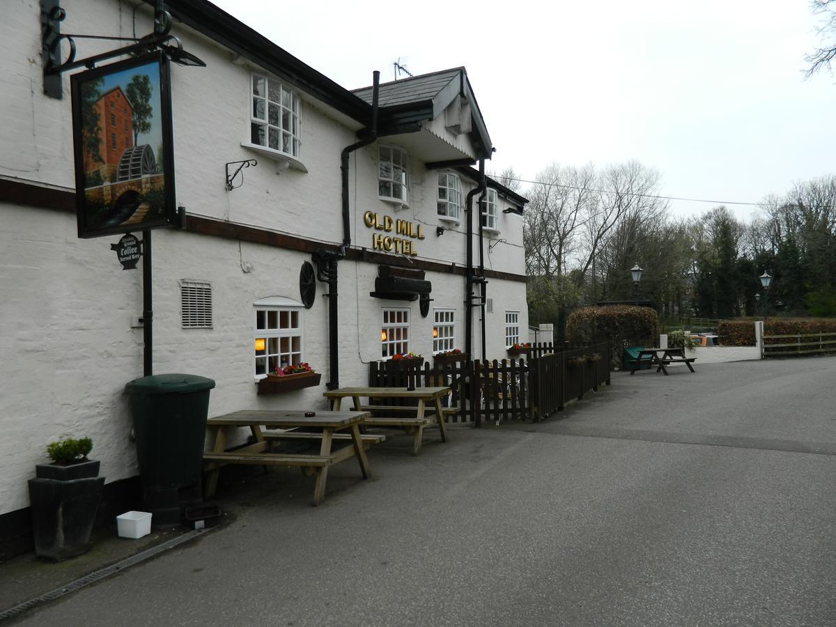 The Old Mill Hotell Alsager Exteriör bild